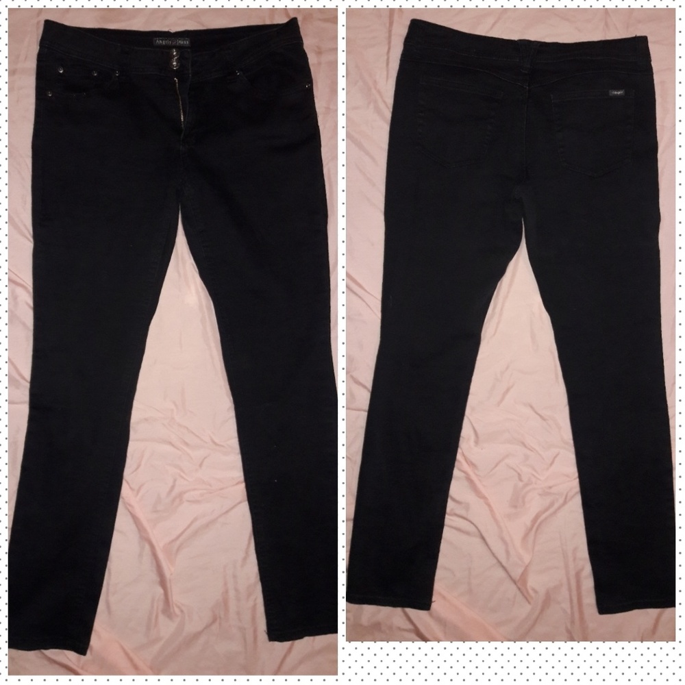 Jeans - Picture 6 of 7